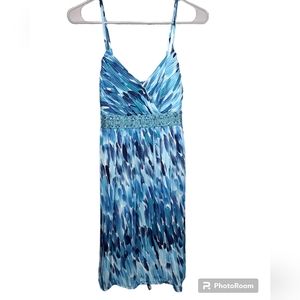 Roulette mini dress with beaded band and adjustable straps size 8 blue and white